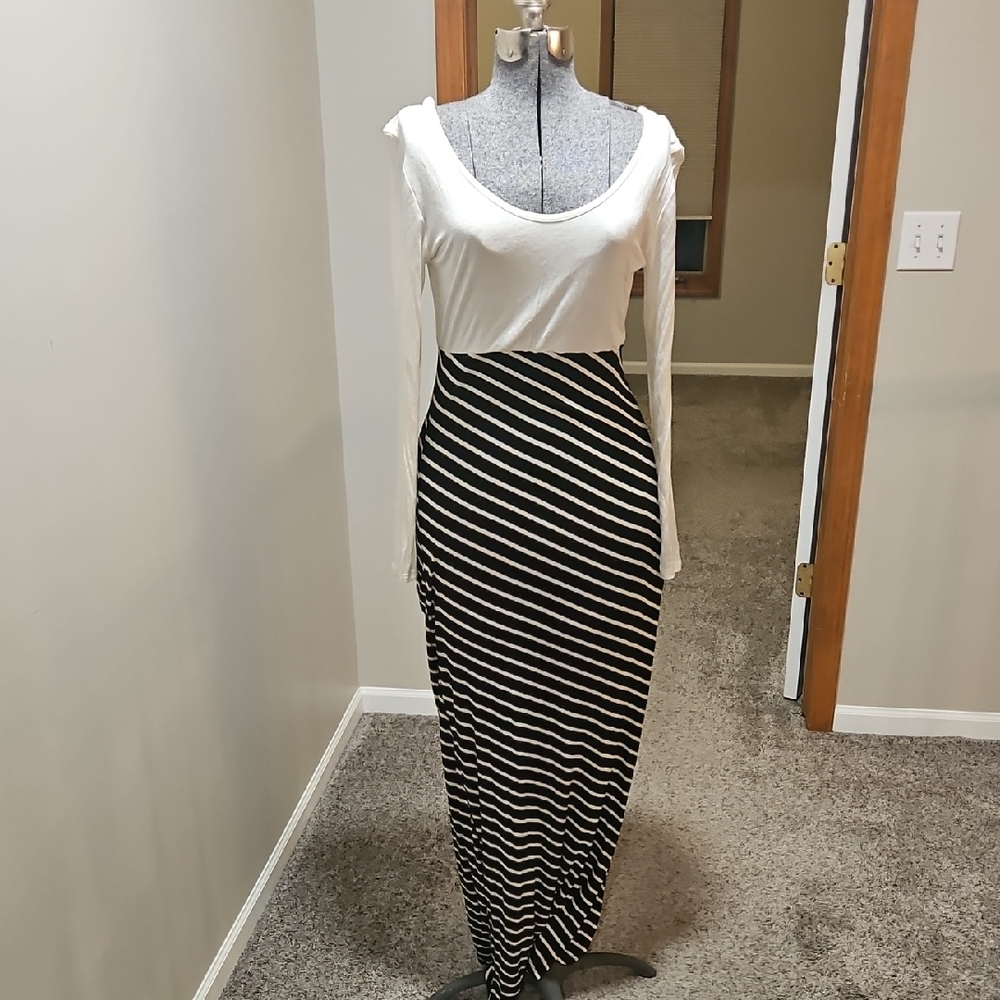 J Mode Bodycon Striped Maxi Dress